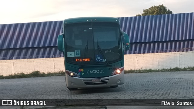Cacique Transportes 4238 na cidade de Cruz das Almas, Bahia, Brasil, por Flávio  Santos. Número da foto: #10326076.
