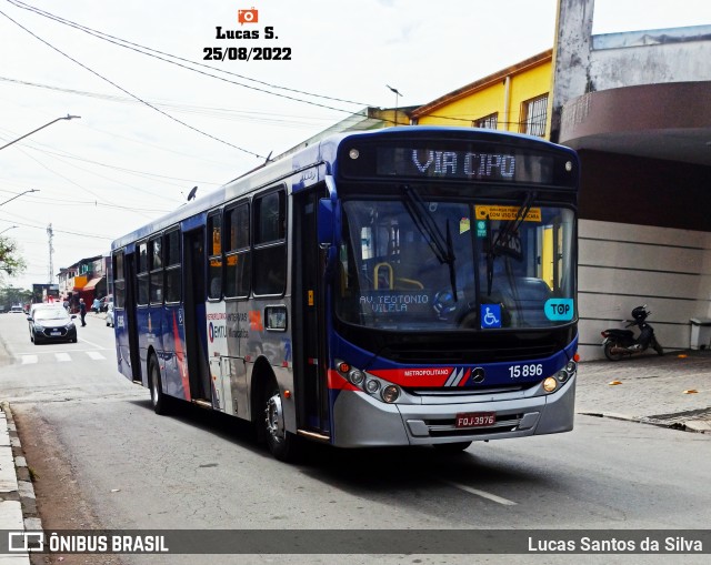 Viação Miracatiba 15.896 na cidade de Embu-Guaçu, São Paulo, Brasil, por Lucas Santos da Silva. ID da foto: 10327847.