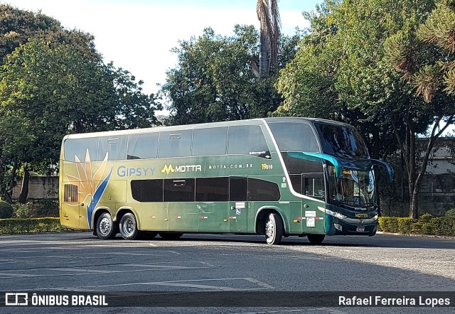 Viação Motta 19010 na cidade de Itaúna, Minas Gerais, Brasil, por Rafael Ferreira Lopes. Número da foto: #10331254.