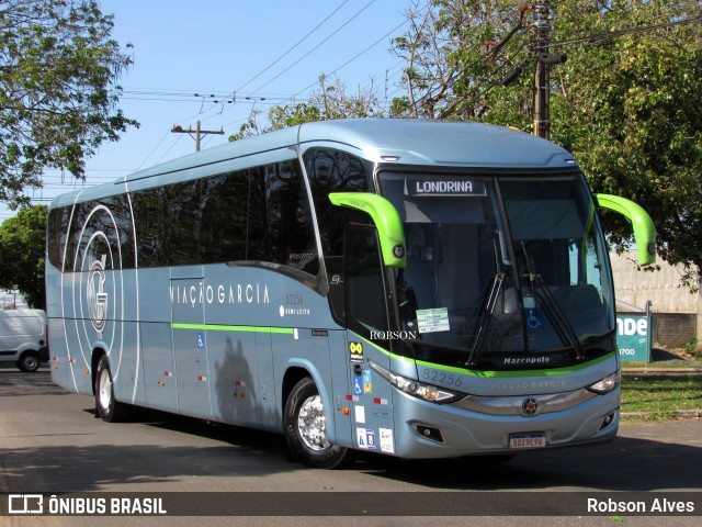Viação Garcia 82256 na cidade de Paranavaí, Paraná, Brasil, por Robson Alves. Número da foto: #10334578.