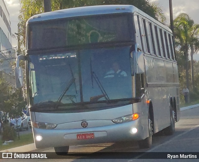 Ônibus Particulares 8892 na cidade de Rio das Ostras, Rio de Janeiro, Brasil, por Ryan Martins. ID da foto: 10333983.