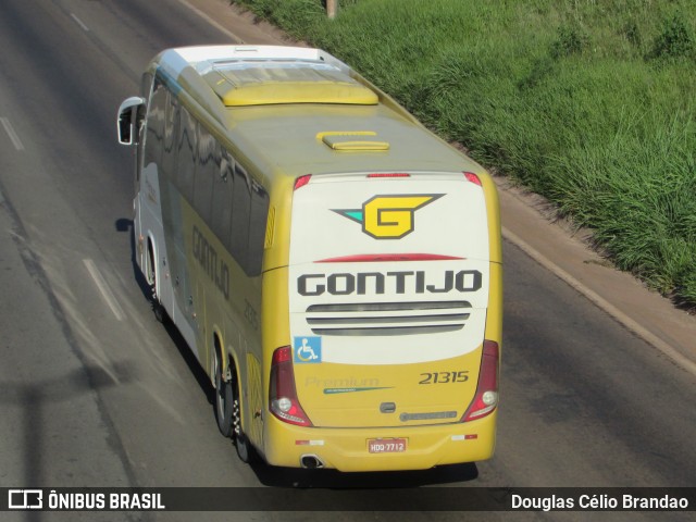 Empresa Gontijo de Transportes 21315 na cidade de Belo Horizonte, Minas Gerais, Brasil, por Douglas Célio Brandao. ID da foto: 10334010.