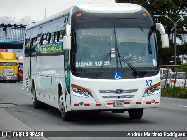 Transportes Naranjo X7 na cidade de La Uruca, San José, San José, Costa Rica, por Andrés Martínez Rodríguez. Número da foto: #10334412.