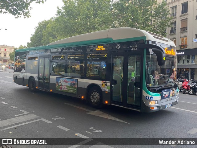 RATP - Régie Autonome des Transports Parisiens 4063 na cidade de Paris, Île-de-France, França, por Wander Adriano. ID da foto: 10246575.