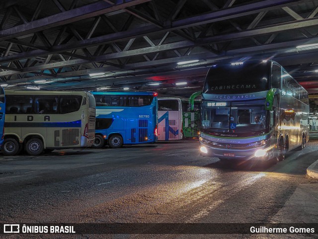 Viação Garcia 8005 na cidade de Rio de Janeiro, Rio de Janeiro, Brasil, por Guilherme Gomes. ID da foto: 10246550.