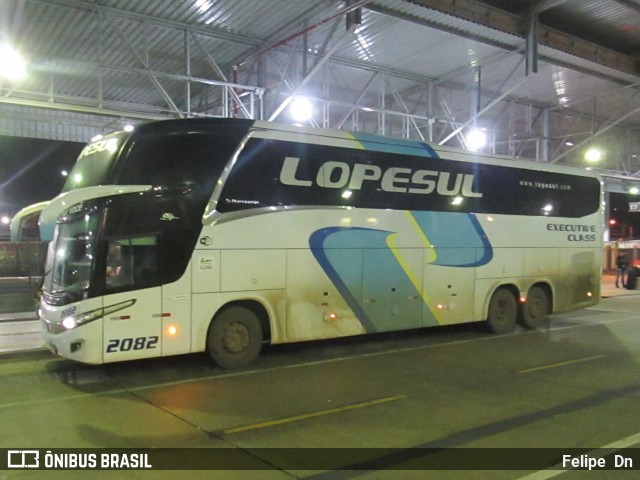 LopeSul Transportes - Lopes e Oliveira Transportes e Turismo - Lopes Sul 2082 na cidade de São José do Rio Preto, São Paulo, Brasil, por Felipe  Dn. Número da foto: #10248908.