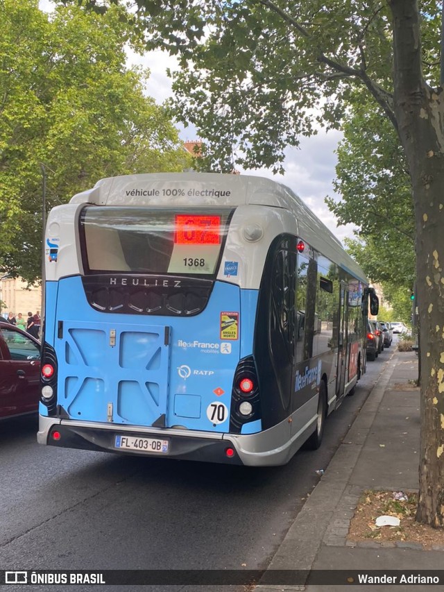 RATP - Régie Autonome des Transports Parisiens 1368 na cidade de Paris, Île-de-France, França, por Wander Adriano. ID da foto: 10247322.