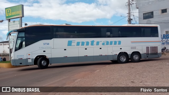 Emtram 3750 na cidade de Barra da Estiva, Bahia, Brasil, por Flávio  Santos. Número da foto: #10247284.