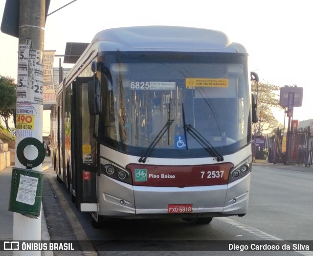 Viação Campo Belo 7 2537 na cidade de São Paulo, São Paulo, Brasil, por Diego Cardoso da Silva. ID da foto: 10251177.