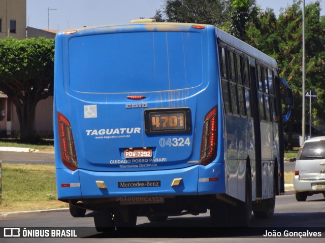 Taguatur - Taguatinga Transporte e Turismo 04324 na cidade de Novo Gama, Goiás, Brasil, por João Gonçalves. Número da foto: #10253837.