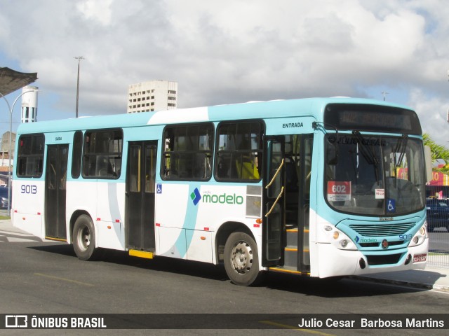 Viação Modelo 9013 na cidade de Aracaju, Sergipe, Brasil, por Julio Cesar  Barbosa Martins. ID da foto: 10252790.