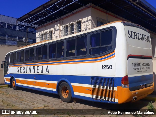 Viação Sertaneja 1250 na cidade de Belo Horizonte, Minas Gerais, Brasil, por Adão Raimundo Marcelino. Número da foto: #10257417.