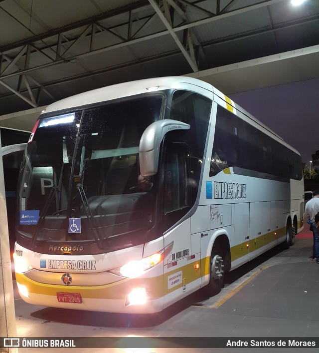 Empresa Cruz 21703 na cidade de Curitiba, Paraná, Brasil, por Andre Santos de Moraes. Número da foto: #10257052.