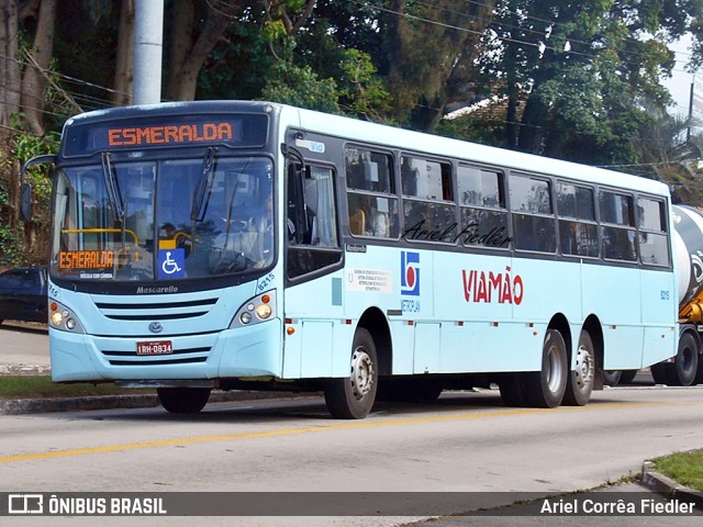 Empresa de Transporte Coletivo Viamão 8215 na cidade de Porto Alegre, Rio Grande do Sul, Brasil, por Ariel Corrêa Fiedler. Número da foto: #10257415.