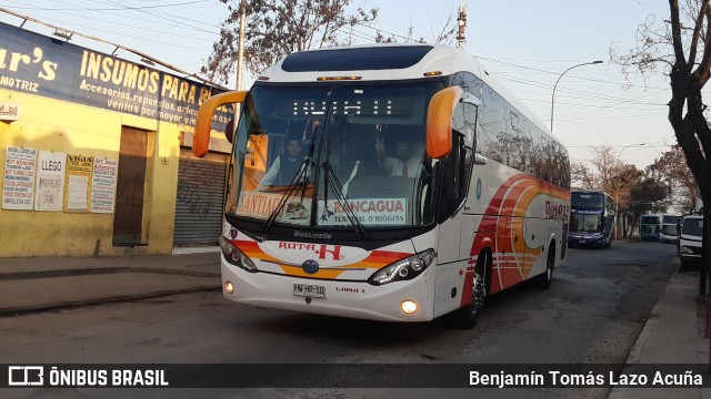 Ruta H. 65 na cidade de Estación Central, Santiago, Metropolitana de Santiago, Chile, por Benjamín Tomás Lazo Acuña. Número da foto: #10258215.