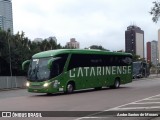 Auto Viação Catarinense 3413 na cidade de Curitiba, Paraná, Brasil, por Andre Santos de Moraes. Número da foto: #10257103.