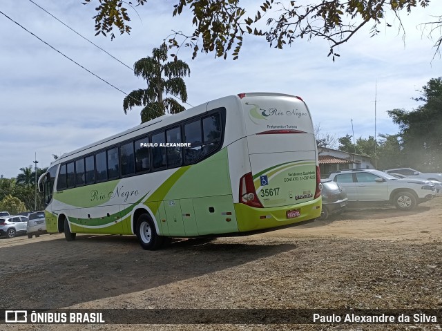 Rio Negro Fretamento e Turismo 35617 na cidade de São Gonçalo do Pará, Minas Gerais, Brasil, por Paulo Alexandre da Silva. ID da foto: 10263418.