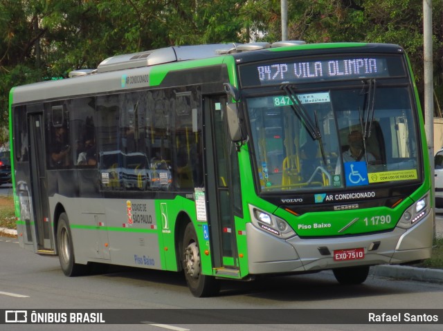 Viação Santa Brígida 1 1790 na cidade de São Paulo, São Paulo, Brasil, por Rafael Santos. ID da foto: 10264308.