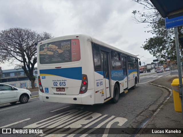 Viação Vaz 02 613 na cidade de Santo André, São Paulo, Brasil, por Lucas Kaneko. Número da foto: #10262817.