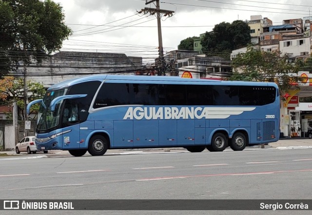 Viação Águia Branca 28100 na cidade de Vitória, Espírito Santo, Brasil, por Sergio Corrêa. Número da foto: #10335108.