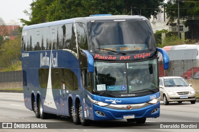 Marlim Azul Turismo 2323 na cidade de São José dos Campos, São Paulo, Brasil, por Everaldo Bordini. Número da foto: #10366591.