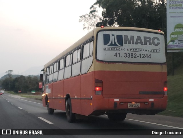 Marc Construtora 6828 na cidade de Garuva, Santa Catarina, Brasil, por Diogo Luciano. Número da foto: #10366397.