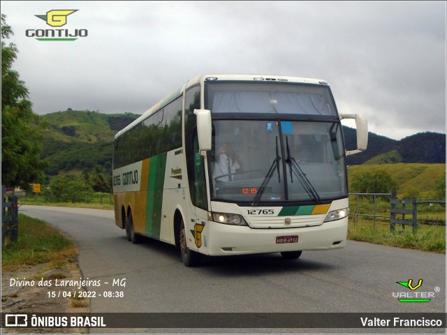 Empresa Gontijo de Transportes 12765 na cidade de Divino das Laranjeiras, Minas Gerais, Brasil, por Valter Francisco. ID da foto: 10366855.