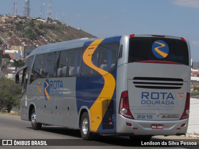 Rota Dourada Viagens e Turismo 2215 na cidade de Caruaru, Pernambuco, Brasil, por Lenilson da Silva Pessoa. ID da foto: 10366253.