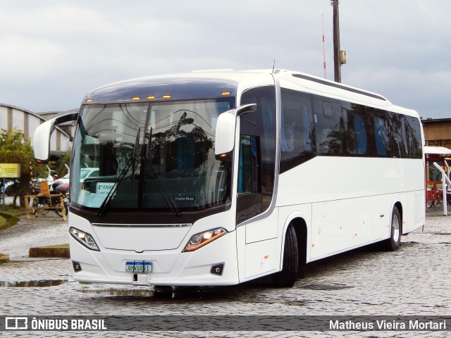Autobuses sin identificación - Chile  na cidade de Joinville, Santa Catarina, Brasil, por Matheus Vieira Mortari. Número da foto: #10367263.