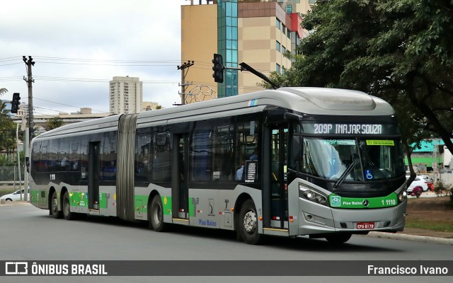 Viação Santa Brígida 1 1110 na cidade de São Paulo, São Paulo, Brasil, por Francisco Ivano. ID da foto: 10366390.