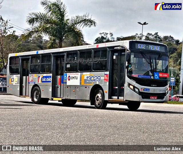 São João Votorantim - Sorotur Turismo 13029 na cidade de Piedade, São Paulo, Brasil, por Luciano Alex. Número da foto: #10366127.