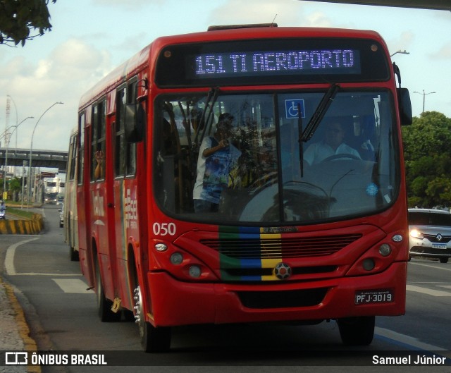 Expresso Vera Cruz 050 na cidade de Recife, Pernambuco, Brasil, por Samuel Júnior. Número da foto: #10366856.