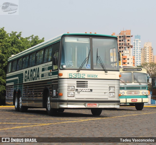 Viação Garcia 5392 na cidade de Londrina, Paraná, Brasil, por Tadeu Vasconcelos. Número da foto: #10366031.