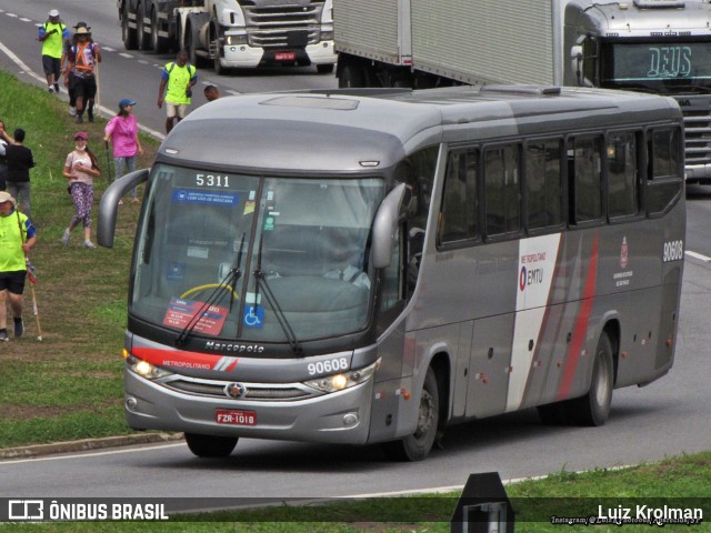 Empresa de Ônibus Pássaro Marron 90608 na cidade de Aparecida, São Paulo, Brasil, por Luiz Krolman. Número da foto: #10367082.