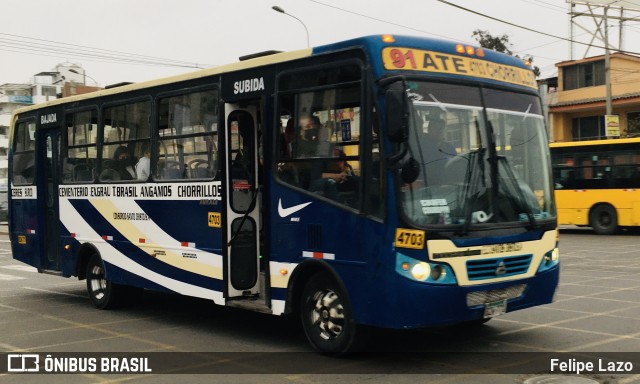 Empresa Consorcio de Transportes Santo Cristo  na cidade de Chorrillos, Lima, Lima Metropolitana, Peru, por Felipe Lazo. Número da foto: #10368068.