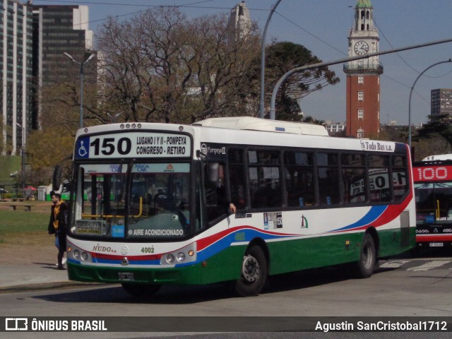 Nudo 4002 na cidade de Ciudad Autónoma de Buenos Aires, Argentina, por Agustin SanCristobal1712. Número da foto: #10366652.