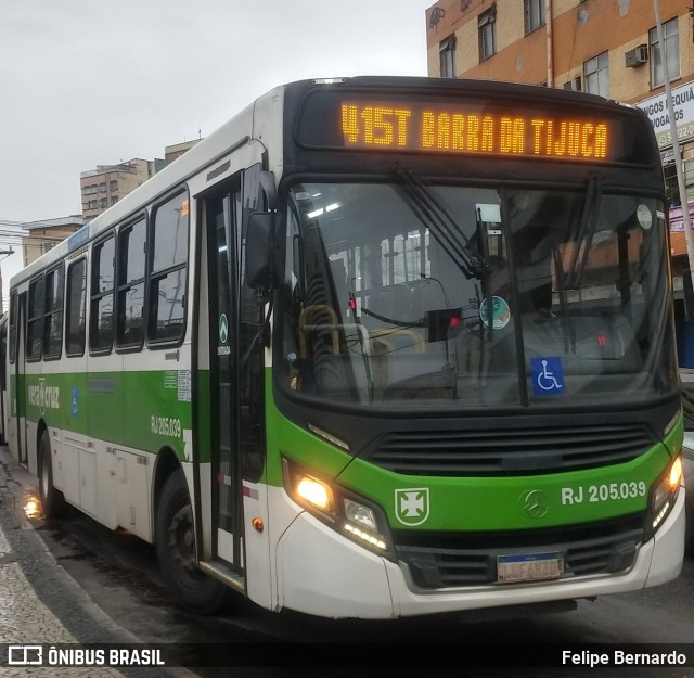 Viação Vera Cruz RJ 205.039 na cidade de Rio de Janeiro, Rio de Janeiro, Brasil, por Felipe Bernardo. ID da foto: 10365750.