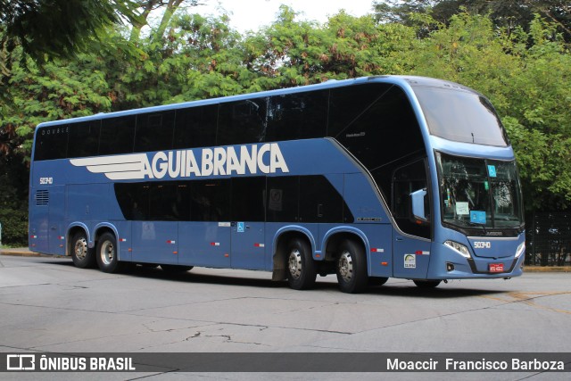 Viação Águia Branca 50340 na cidade de São Paulo, São Paulo, Brasil, por Moaccir  Francisco Barboza. Número da foto: #10369424.