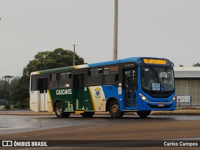 Pioneira Transportes 1082 na cidade de Cascavel, Paraná, Brasil, por Carlos Campos. Número da foto: #10368428.