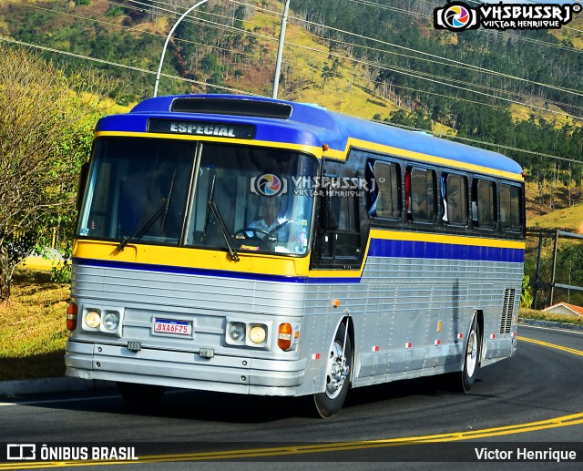 Ônibus Particulares 6575 na cidade de Aparecida, São Paulo, Brasil, por Victor Henrique. Número da foto: #10370875.
