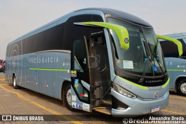 Viação Garcia 82068 na cidade de Londrina, Paraná, Brasil, por Alexandre Breda. ID da foto: 10371249.