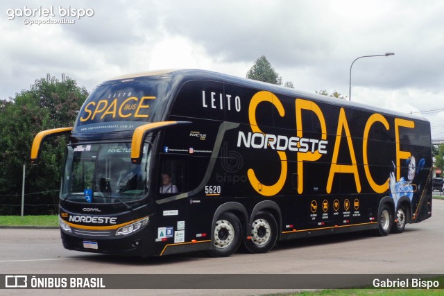 Expresso Nordeste 5620 na cidade de Curitiba, Paraná, Brasil, por Gabriel Bispo. Número da foto: #10368530.