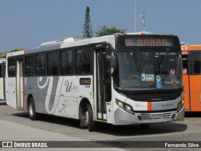 UniRio Transportes RJ 228.041 na cidade de Rio de Janeiro, Rio de Janeiro, Brasil, por Fernando Silva. Número da foto: #10369470.