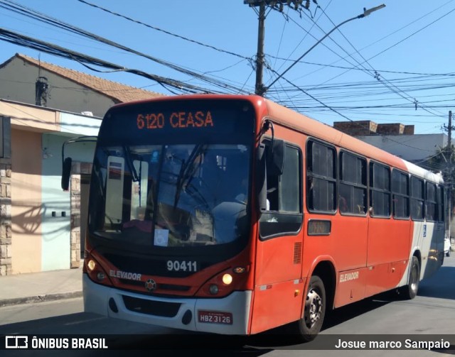 Companhia Coordenadas de Transportes 90411 na cidade de Ribeirão das Neves, Minas Gerais, Brasil, por Josue marco Sampaio. Número da foto: #10372323.