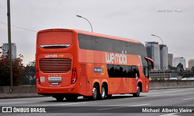 We Mobi 5F51 na cidade de Barueri, São Paulo, Brasil, por Michael  Alberto Vieira. Número da foto: #10371534.