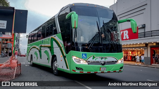 Transportes Blanco 00 na cidade de Catedral, San José, San José, Costa Rica, por Andrés Martínez Rodríguez. ID da foto: 10380144.