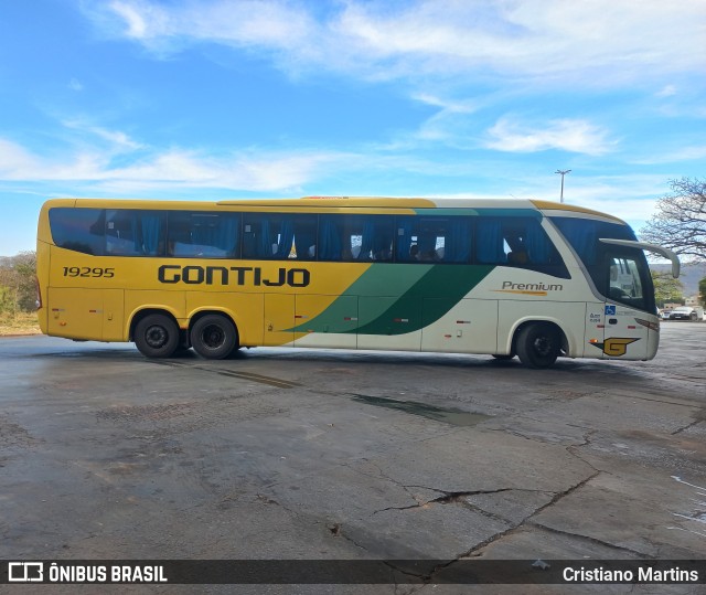 Empresa Gontijo de Transportes 19295 na cidade de Montes Claros, Minas Gerais, Brasil, por Cristiano Martins. ID da foto: 10380152.