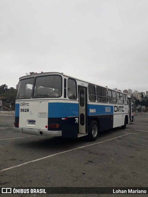 CMTC - Companhia Municipal de Transportes Coletivos 5628 na cidade de São Paulo, São Paulo, Brasil, por Lohan Mariano. Número da foto: #10383168.
