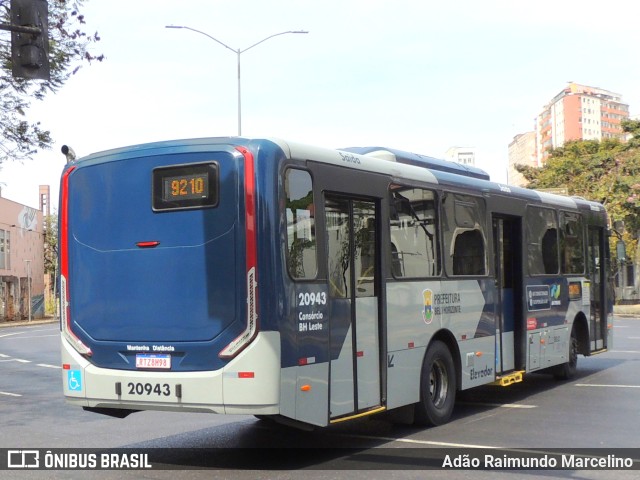 SM Transportes 20943 na cidade de Belo Horizonte, Minas Gerais, Brasil, por Adão Raimundo Marcelino. ID da foto: 10384642.