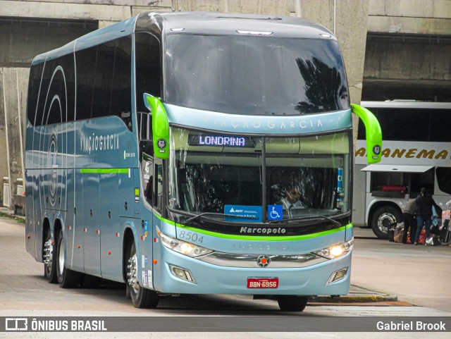 Viação Garcia 8504 na cidade de Curitiba, Paraná, Brasil, por Gabriel Brook. Número da foto: #10384015.